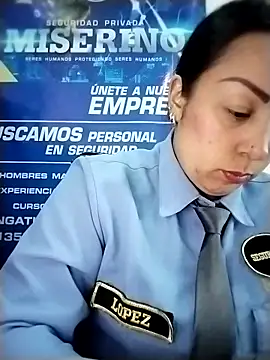 CRISTAL__11's cam snapshot