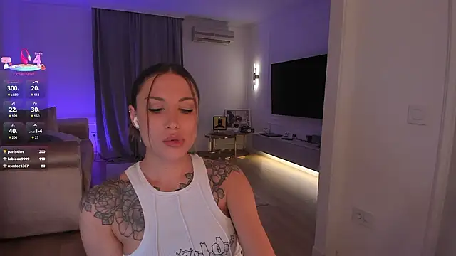 seilyfox's cam snapshot