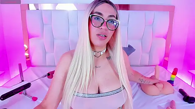 CamilleJuicy_'s cam snapshot