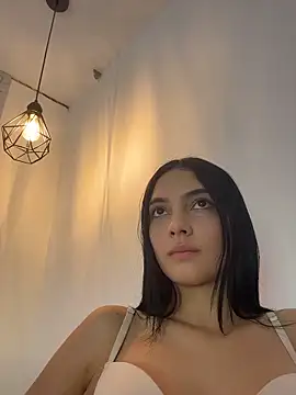 Doll_Alaia_'s cam snapshot