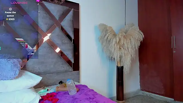 Thalia__Rose's cam snapshot