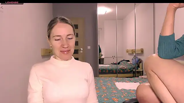 Pepper_mur's cam snapshot