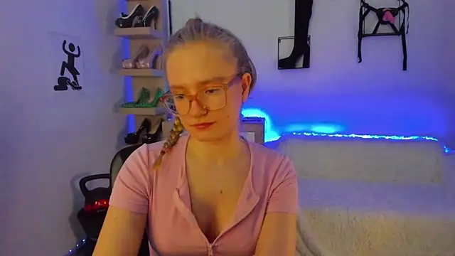 NancyHottie's cam snapshot