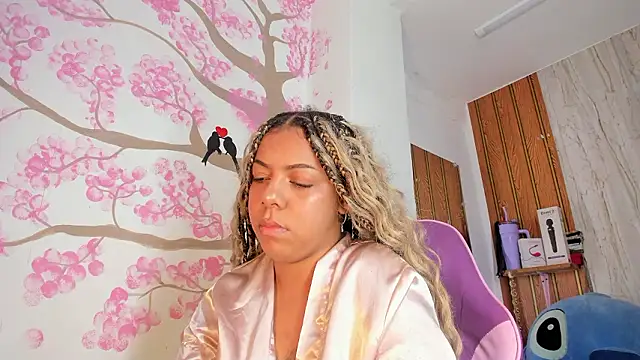 Alika01's cam snapshot