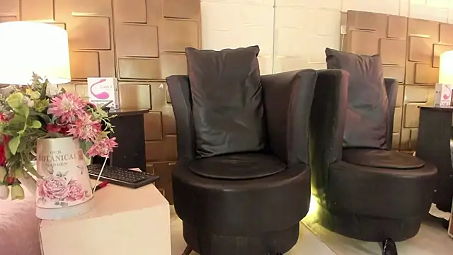 NaomyRivera's cam snapshot