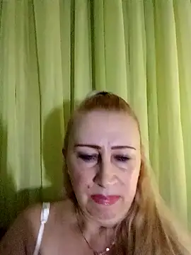 Esenia505's cam snapshot