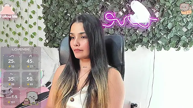 DestinyHills's cam snapshot