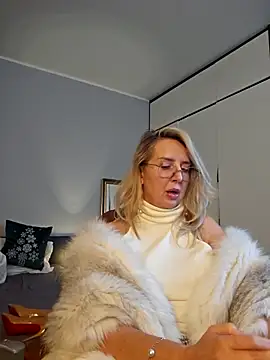 MariaRichi_'s cam snapshot