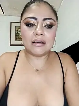 ElizabethWeil's cam snapshot