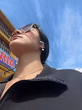 fiorella_paris live sex cam