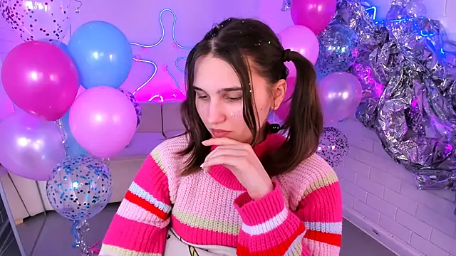 TessaMill's cam snapshot