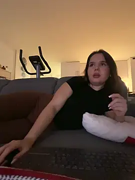 TheCinderella's cam snapshot