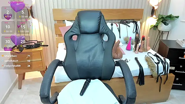 luciana_ballesteros_'s cam snapshot