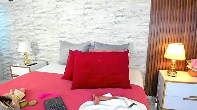 AndreaPink2024's cam snapshot