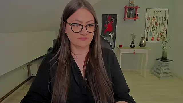 MistressDarrah's cam snapshot