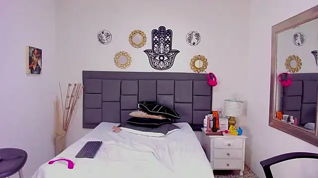 summer_williams18's cam snapshot