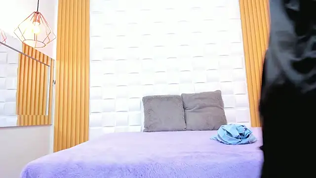 AriaBelle's cam snapshot