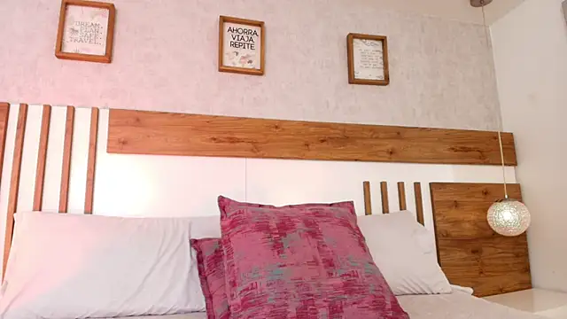 LucianaWainN's cam snapshot