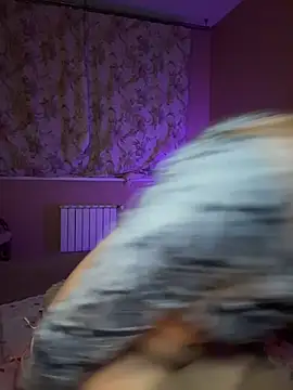 Mary_Kiitty's cam snapshot