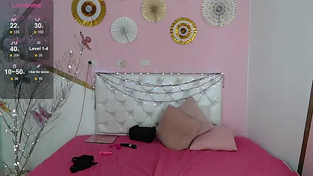 sofi_san's cam snapshot