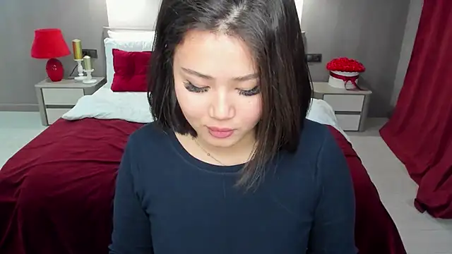 Brunette_Charm's cam snapshot