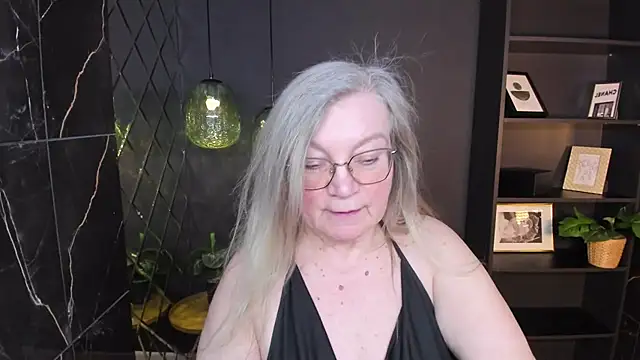 NataliMellow's cam snapshot