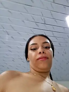 Ann_Onii's cam snapshot