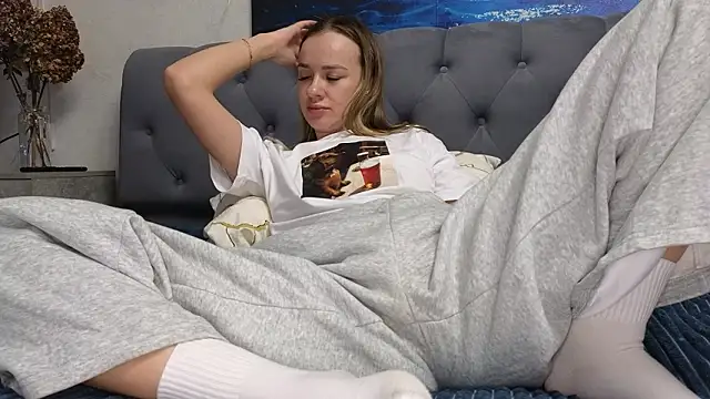 Strip-Lady's cam snapshot