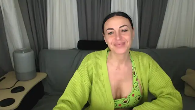 CloveLove's cam snapshot