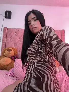 nicky_angelyc's cam snapshot