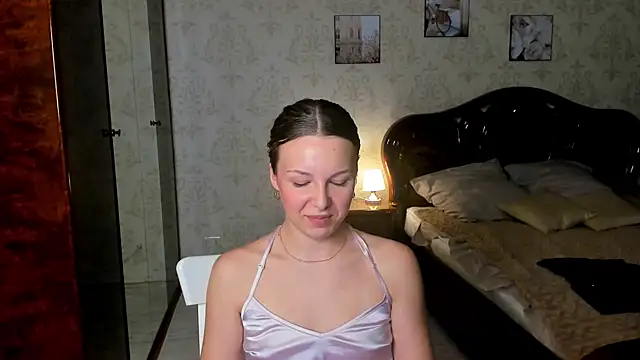 LilyBlakee's cam snapshot