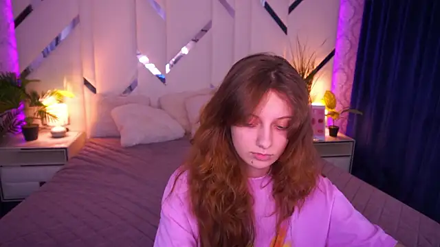 CuteeFoxy's cam snapshot