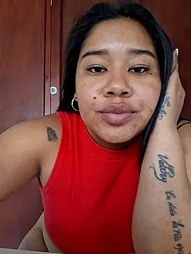 Sarahy-'s cam snapshot