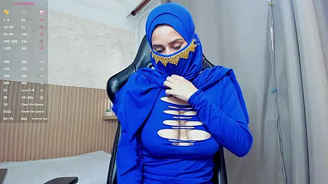 Yarah_Noor's cam snapshot