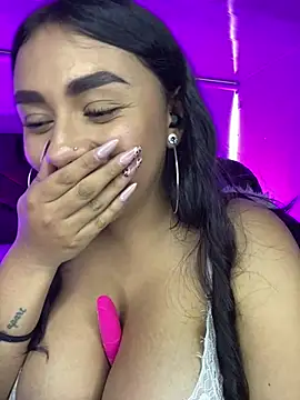 michell_boobs_'s cam snapshot