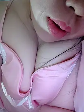 Julyy08's cam snapshot