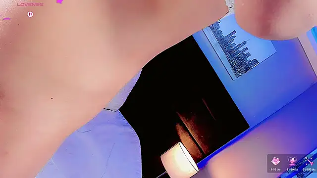 Nauthy_girl's cam snapshot