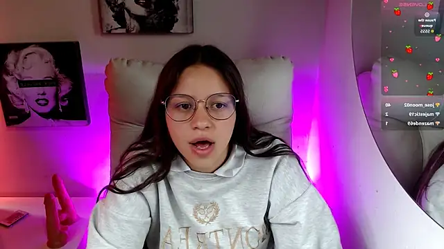 SamanthaRoldaan's cam snapshot