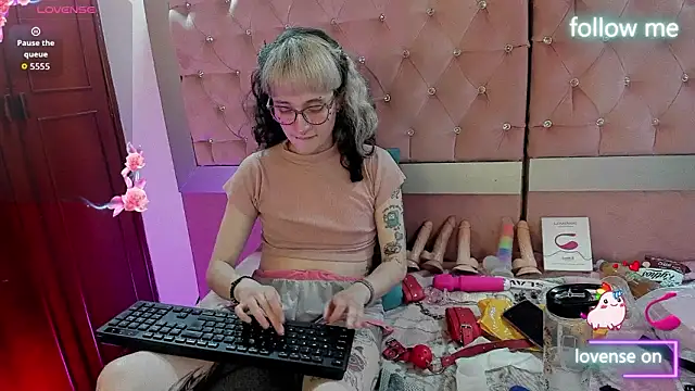 neeko_princes's cam snapshot