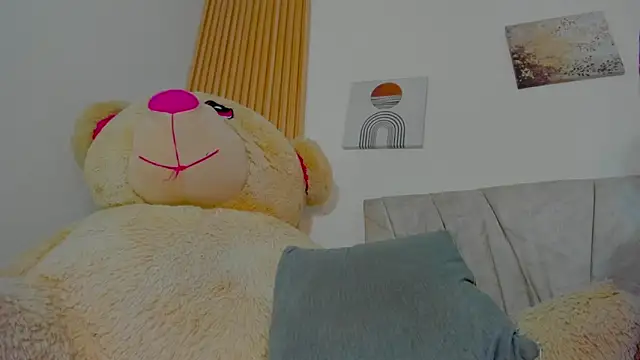 alix_pretty18's cam snapshot