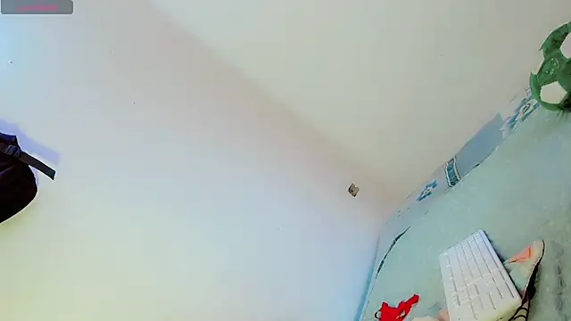 zoe_rous2 live sex cam