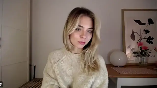 AmyDelight's cam snapshot