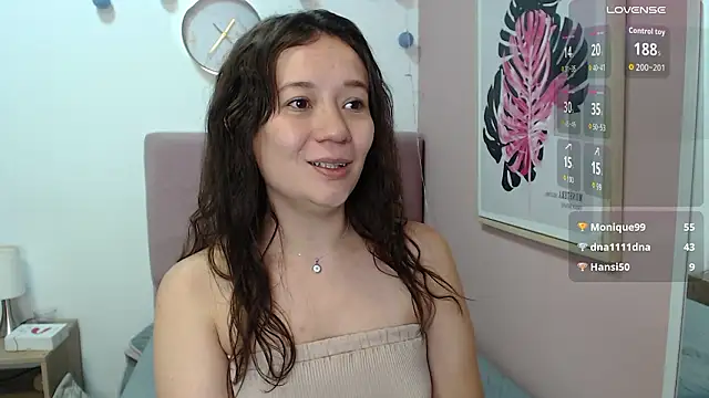 lanna_1878's cam snapshot