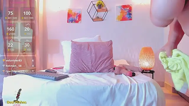 milfhorny_69's cam snapshot