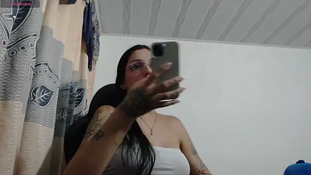 sweet_cutetras22 live sex cam