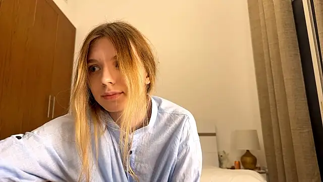 FruityXo's cam snapshot