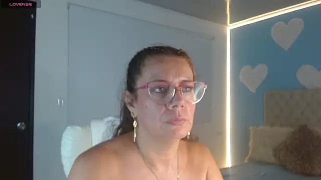 channelsmith_55's cam snapshot