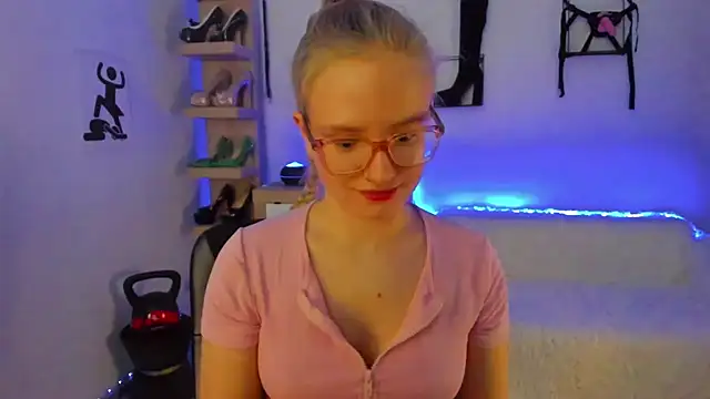 NancyHottie's cam snapshot