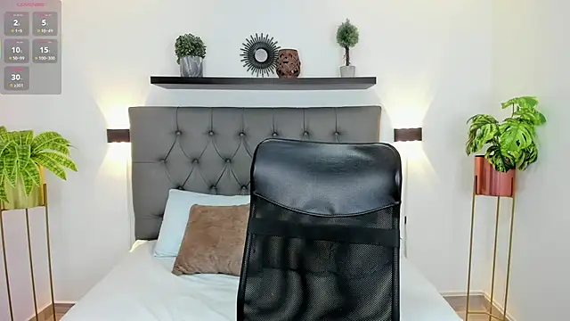 dulce_victoriaa_'s cam snapshot