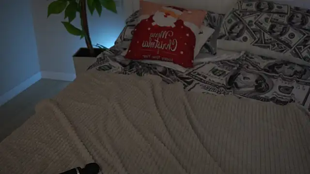 IceDanielles's cam snapshot